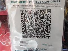 Código QR de la Papelería Albert. Fotografía: Ulises Chávez Valdovinos.