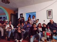 Fiesta en casa de la sra. Guadalupe Gómez con varios amigos