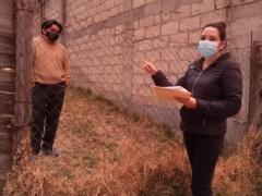 Entrevista al aire libre.