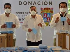 Gobernador del Estado de Campeche, Carlos M. Aysa G. ante donación de cubrebocas por OXXO