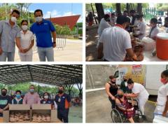 Collage de imágenes durante donación de alimentos en la jornada de vacunación en Chiapas. Imagen: AquíNoticias.