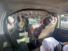 Taxi de la CDMX con medidas sanitarias de protección contra COVID-19. Fotografía: Camila Danae Arana Flores