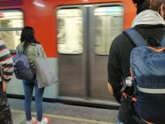 “El metro y la sana distancia”. Fotografía: Sofía Rebeca Aguilar Salcedo.