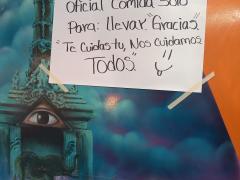Cartel "Por disposición oficial comida solo para llevar. Gracias. Te cuidas tu, nos cuidamos todos. Tacos "El Cuñado". Fotografía: Ángel Alberto Blancas Rivera