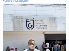 Publicación del diputado Federico Doring frente a la Fiscalia Geneal de Justicia de la CdMx después de presentar la denuncia.