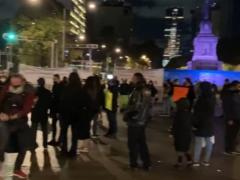 Asistentes, marcha contra cierre de negocios nocturnos. Fotografía: Excélsior.