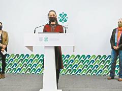 Claudia Sheinbaum Pardo, jefa de Gobierno capitalino, aseguró que definir el semáforo rojo en la Ciudad no es una decisión política o personal, sino que se trata de salud pública para reducir los contagios y hospitalizaciones por COVID-19. Fotografía: El Universal