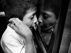 Niño de 12 años no usa cubrebocas durante la pandemia causada por el COVID-19. Fotografía: Maribel Hernandez.