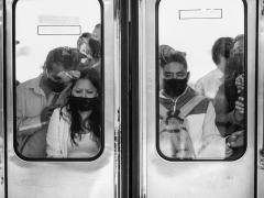 Se vive una realidad de distancias físicas en la “nueva normalidad”. Fotografía: Jesús Almazán.