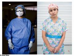 Personal médico con equipo de seguridad y con uniforme. Fotografía: Ariel Silva.