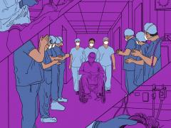 Personal de enfermería ponen en contacto a un paciente con otro como motivación para su recuperación.