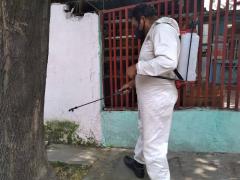 Brigadas de sanitización en la Colonia Paraíso. Fotografía: Facebook Alcaldía Iztapalapa.