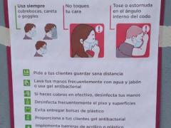 Cartel que invita a tomar medidas para evitar el contagio por COVID-19. Fotografía: Stephanie Romero Faz