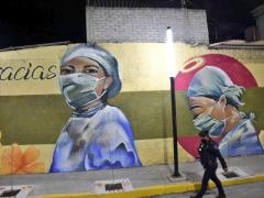 ¡Gracias! Mural en honor a las enfermeras con policía. Fotografía: Facebook Alcaldía Iztapalapa.