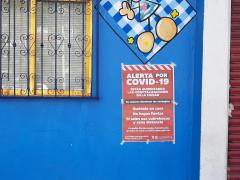 Cartel Alerta por COVID-19, Jardín de Infantes, Alcaldía Gustavo A. Madero. Fotografía: David Alonso Vargas Melgarejo.