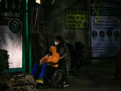 Zona de Acceso al area Covid del Hospital General Zona No. 27, Tlatelolco, Ciudad de México. Foto Oswaldo Ramírez