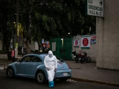 Zona de Acceso al area Covid del Hospital General Zona No. 27, Tlatelolco, Ciudad de México. Foto Oswaldo Ramírez