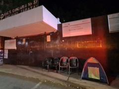 Con largas filas, inicia vacunación de adultos mayores contra Covid-19. Fotografía: El Universal.
