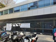 Mantas colocadas por protestantes en favor del personal médico, CDMX. Fotografía: Facebook: "UNIDOS POR TLATELOLCO".