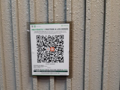 Código QR al ingresar al metro Tlatelolco. Fotografía: David Alonso Vargas Melgarejo.