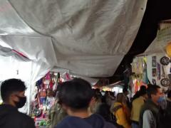 Bazar en Avenida Cuauhtémoc, Teotihuacán. Fotografía: Isaías Hernández Rosales.