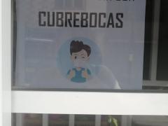 Favor de entrar con cubrebocas. Fotografía: Erika Monserrat Márquez Navarro.