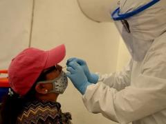 Toma de muestra en el módulo de atención. Fotografía: Radio Expresión.
