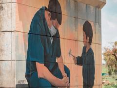 Mural dedicado al personal médico, por  Ale Poiré, Atlacomulco. Fotografía: Facebook Muro por Muro.