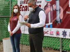 Presidenta del DIF durante presentación del programa “Un respiro para Ecatepec” por las autoridades. Fotografía: Facebook DIF Ecatepec.