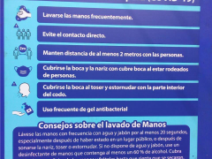 Cartel con recomendaciones contra COVID-19 en una planta industrial. Fotografía: Juan José Carrillo Coronel