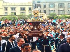 Procesión de romeros con Virgen de Zapopan. Fotografía: El Heraldo.