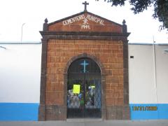 Fachada principal del Cementerio Municipal de Tequila, Jalisco. Fotografía: Juan José Carrillo Coronel.