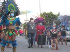 Danzantes durante procesión a la Virgen de la Esperanza, San Andrés, Magdalena, Jalisco. Fotografía de Juan José Carrillo Coronel
