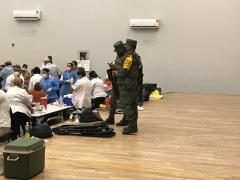 Ejército Mexicano vigila durante proceso de vacunación a adultos de 50 a 59 años, Magdalena, Jalisco. Fotografía: Juan José Carrillo Coronel