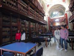 Sala de lectura de biblioteca pública, Morelia. Fotografía: Mariana Luna.