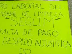 Cartulina "Paro laboral del personal de limpieza", Hospital General San Pedro Pochutla, Oaxaca. Facebook Sol de la Costa.