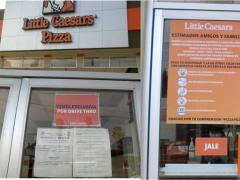 Little Caesars de Puebla limita su venta de comida a auto-servicio debido a la pandemia. Fotografía: Little Caesars Pizza.
