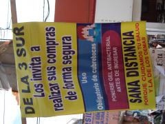 CartelCalla de la 3 Sur Los invita a realizar sus compras de forma segura, Atlixco. Fotografía: Emir Brando Tepepa Esquivel.