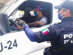 Personal de vialidad en su rutina. Fotografía: El Sol de Puebla,.