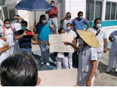 Personal médico protesta. Fallas de Origen. Fotografía: El Quintana Roo.