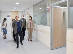 Gobernador y su equipo revisan las mejoras del Hospital. Fotografía: Twitter Juan Manuel Carreras.
