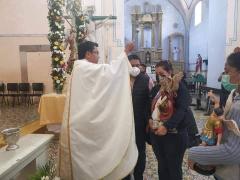 Ritual de misa en Mexquitic de Carmona. Fotografía: Código San Luis.