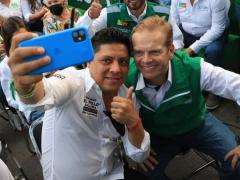 Candidato en cierre de campaña en SLP. Televalles.