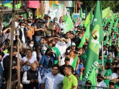 Militantes en cierre de campaña en SLP. Televalles.