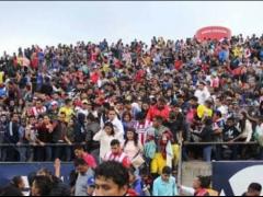 Aficionados durante el partido. Fotografía: Periódico Acción.