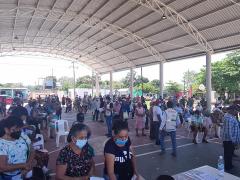 Entrega de apoyos a los adultos mayores. Fotografía: Facebook Delegación de Programas para el Bienestar Tabasco.