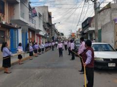 Procesión en las calles. Fotografía: Milenio.