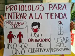 Anuncio Protocolos para entrar a la tienda, Miscelanea Vicky. Fotografía: Erika Contreras de la Mora.