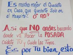 Cartel Mucho cuidado. Se respira mejor con un cubrebocas que con un respirador o no?, comercio en Xalapa, Veracruz. Fotografía: Erika Contreras De La Mora.