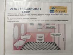 Aviso "Operación antiCovid-19", Coppel Xalapa. Fotografía: María del Rosario Delgado Escudero.